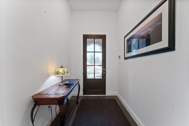 Photo - 522 Black Bronco Rd