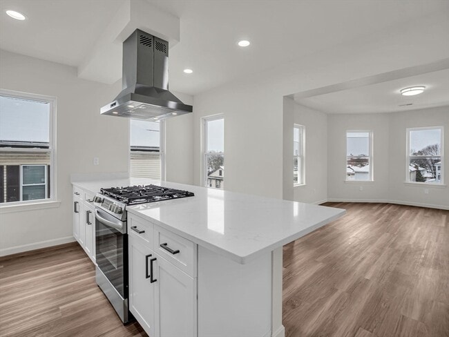 Photo - 12 Alpine St Unit 1