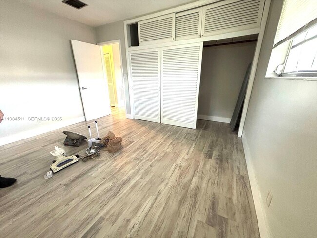 Photo - 301 SW 10th Terrace Unit 1