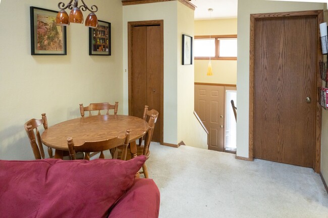 Photo - 11 Hickory Hollow Dr Townhome