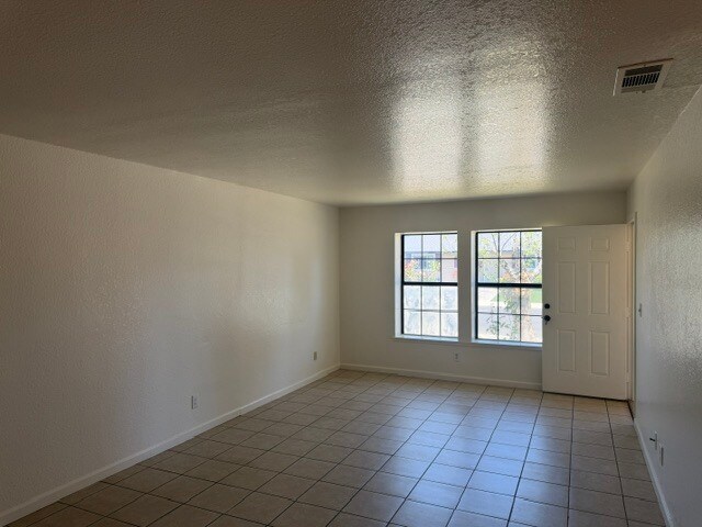 Photo - Modesto 3 Bedroom 2 Bathroom Home