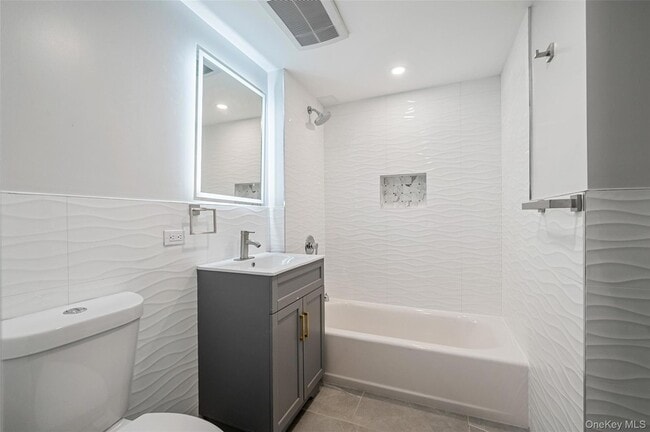 Photo - 43-34 53rd St Unidad 2B