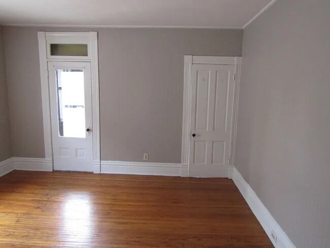 Photo - 980 Mt Pleasant St