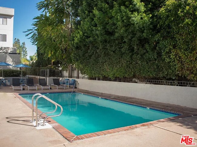 Photo - 6228 Fulton Ave Apartment Unit 109
