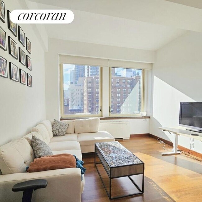 Photo - 305 E 63rd St