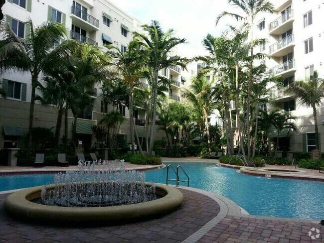 Building Photo - 510 NW 84th Ave Unit 105 Rental