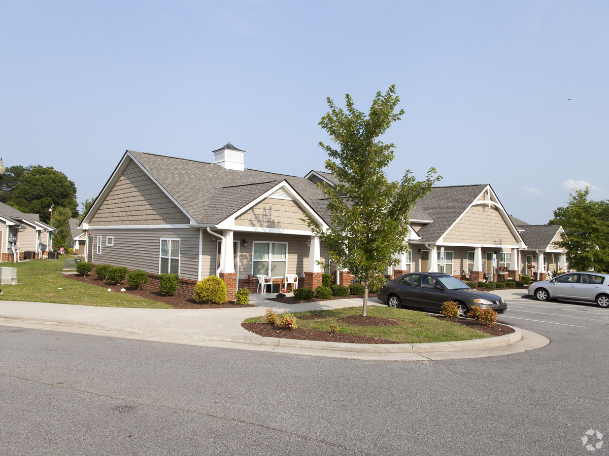 Rankin King Farm - Rankin King Farm Apartments