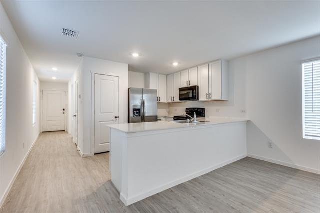 Photo - 914 Blue Heron Dr