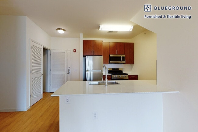 Photo - 1700 E 5th St Unidad SI FL2-ID2132A