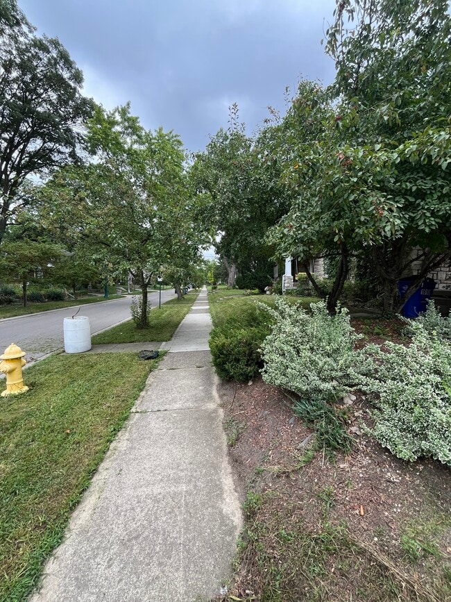 Photo - 1610 Andover Rd