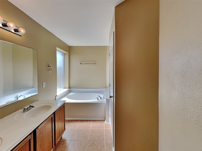 Photo - 3027 Acacia Fair Ln