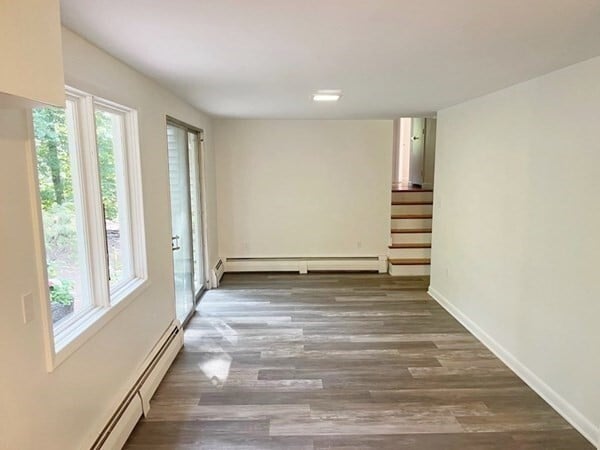 Photo - 20 Algonquin Rd