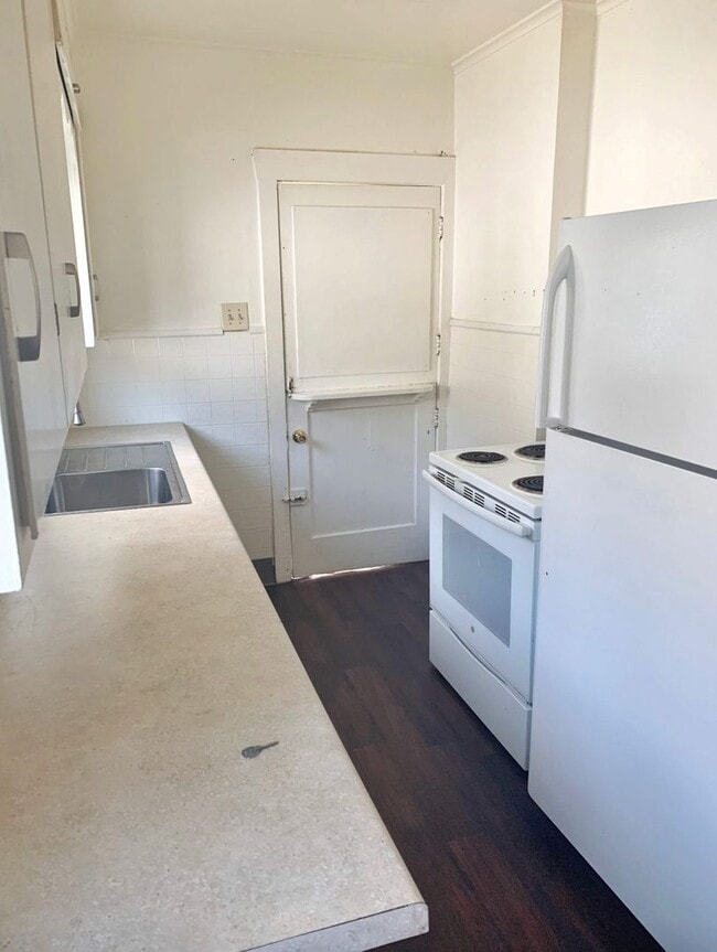 Photo - Charming 2-bedroom unit in fourplex