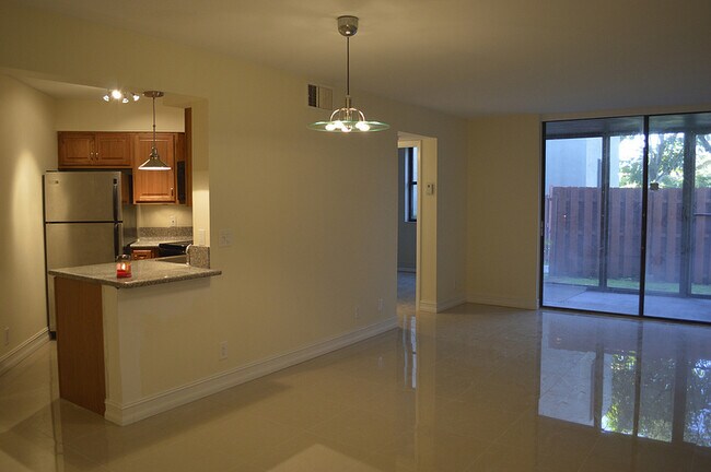 Photo - 216 Lake Pointe Dr