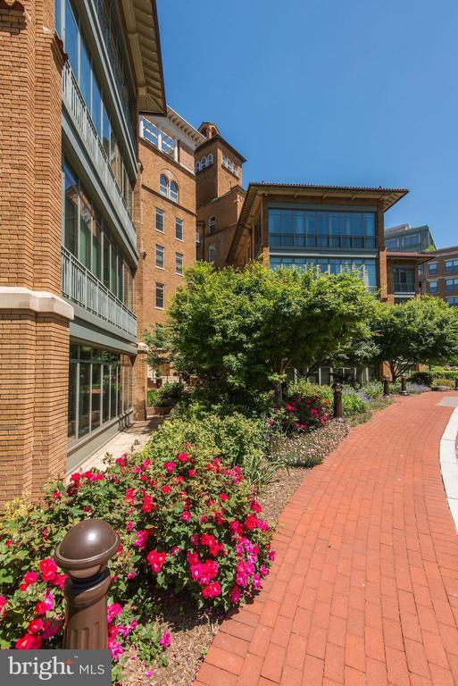 Photo - 2425 L St NW Apartment Unit 736