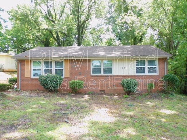 Photo - 3016 Myra St Casa
