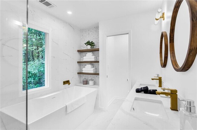 Photo - 3882 The Ascent NE