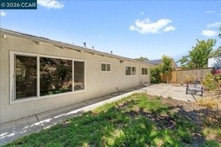 Photo - 1566 Mann Dr