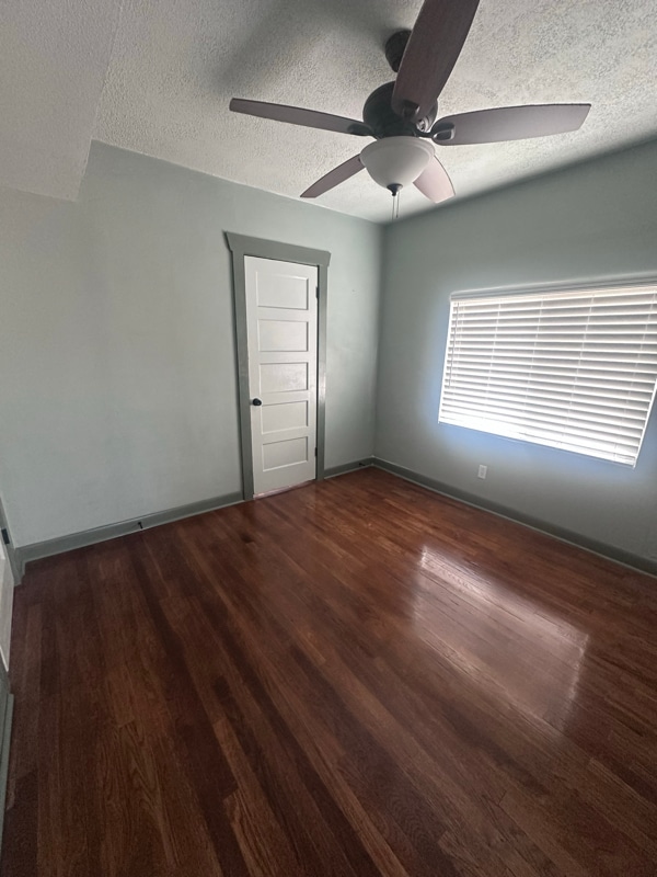 Photo - 3211 Savannah Ave