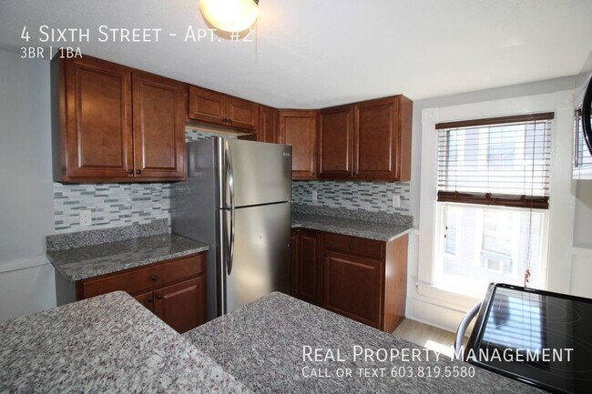 Downtown Dover 3 Bedroom Apartment! - Downtown Dover 3 Bedroom Apartment! Unit Apt. #2