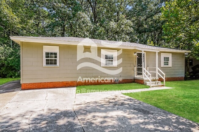 Photo - 2952 Woodside Dr