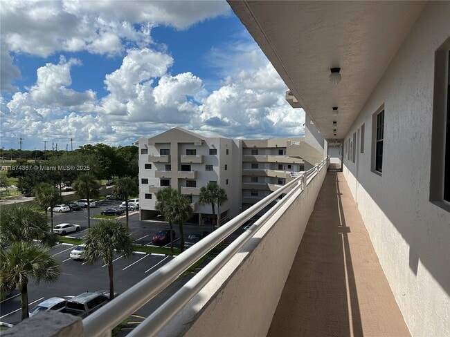 Photo - 15969 NW 64th Ave Unit 507