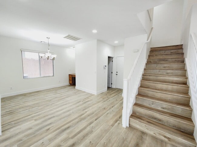 Photo - 7445 Calzado Dr