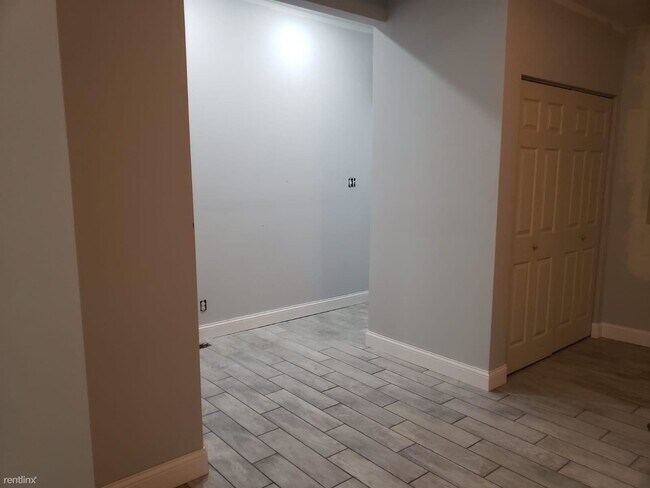 Photo - 2 br, 2 bath Duplex - 3436 Alberta Street 1F