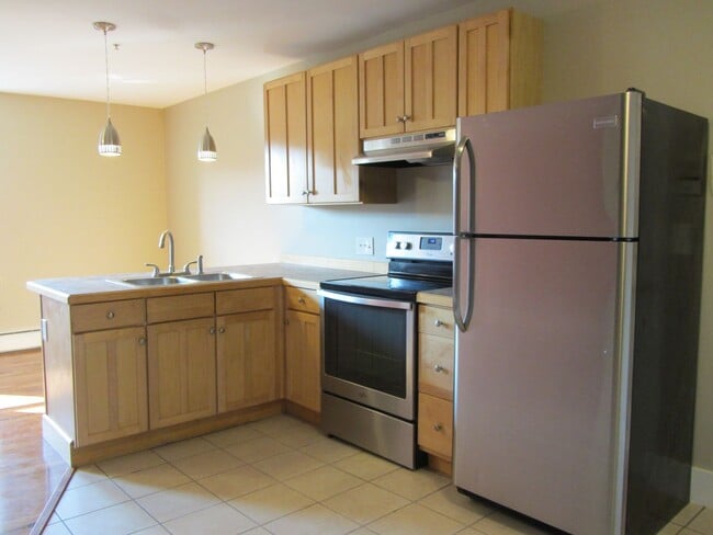 Building Photo - 26 Alfred St Unit 204