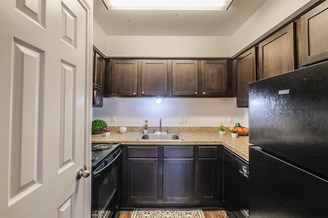 Photo - 5900 N Braeswood Blvd Unidad 203