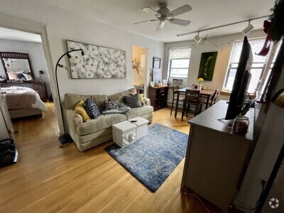 Building Photo - 13 Thacher St Unit 1 Rental
