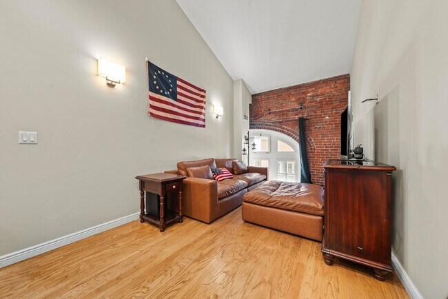 Photo - 106 13th St Unidad 212