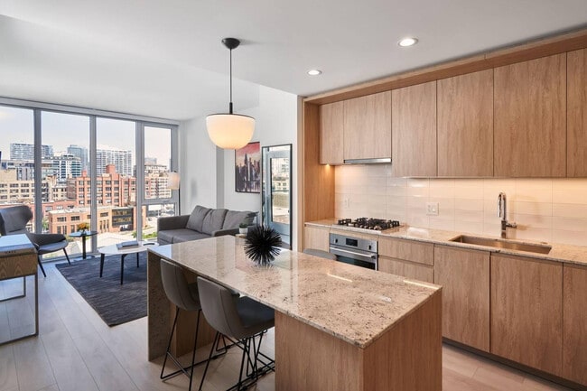 Photo - 540 N Orleans St Unidad ID407373P