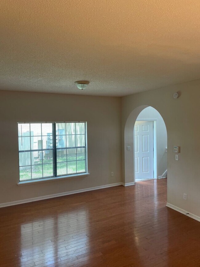 BEAUTIFUL & SPACIOUS 3/2.5 TOWNHOME! House Rental in Jacksonville, FL