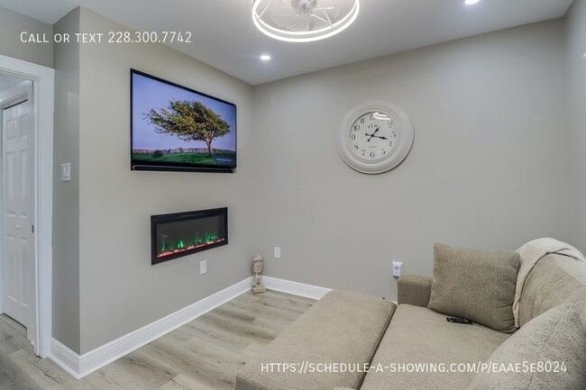 Photo - 508 Tasha Dr