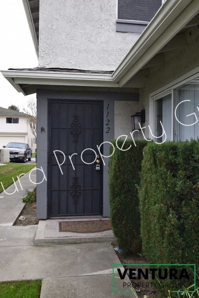 Building Photo - Charming 2-Bedroom 1Bath Retreat in Ventura