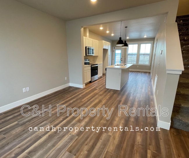 Photo - 6075 Northstead Ave
