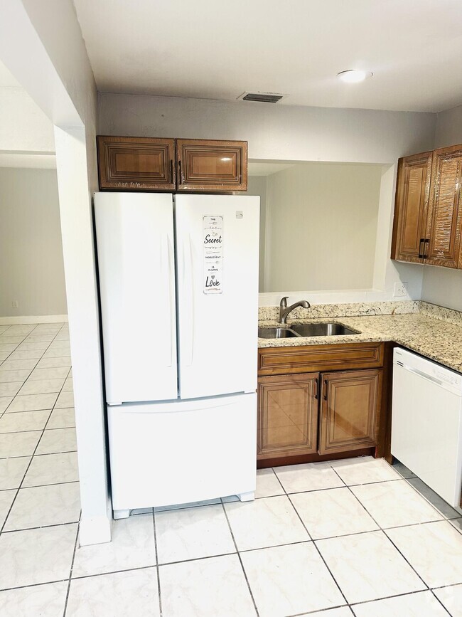 Building Photo - 5145 Breckenridge Pl Rental