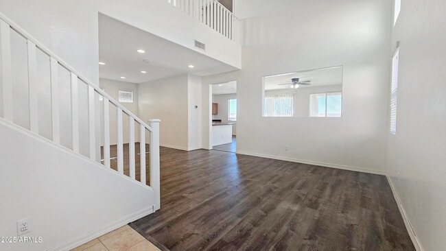 Photo - 1006 S 202nd Ln