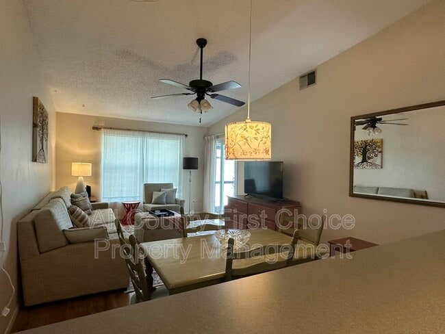 Photo - 7315 Parkside Villas Dr