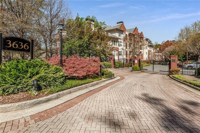 Building Photo - 3636 Habersham Rd NW Unit 1307 Rental