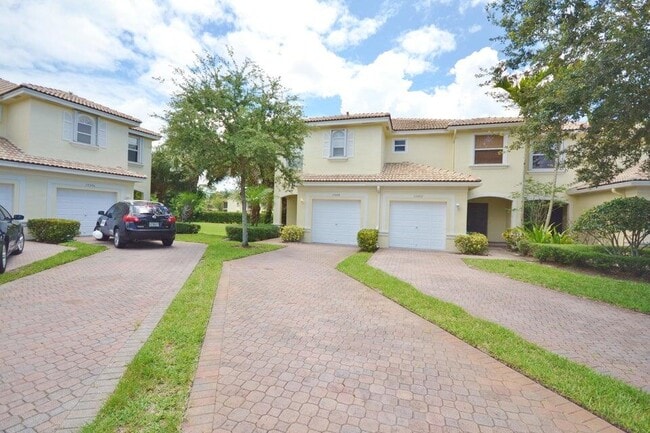 Photo - 13400 Georgian Ct