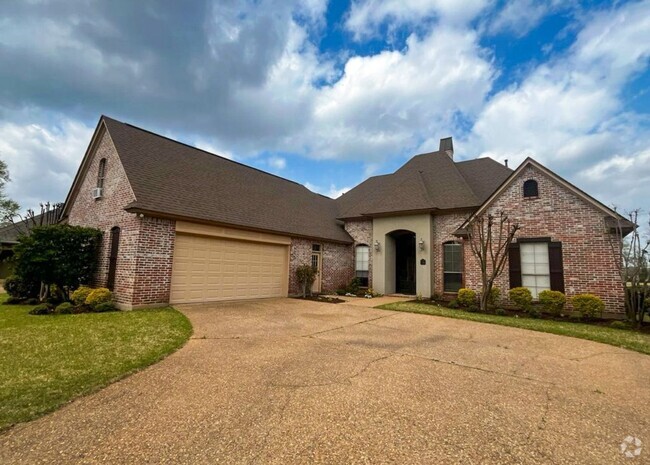 Building Photo - Stonebridge Beauty Rental