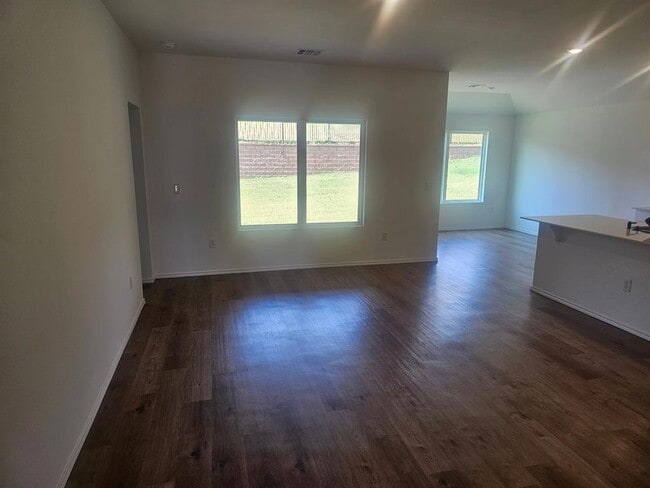 Photo - 1825 Spanish Cedar Ln