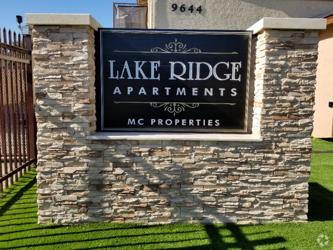 Building Photo - 9646 Winter Gardens Blvd Unit #01 Rental