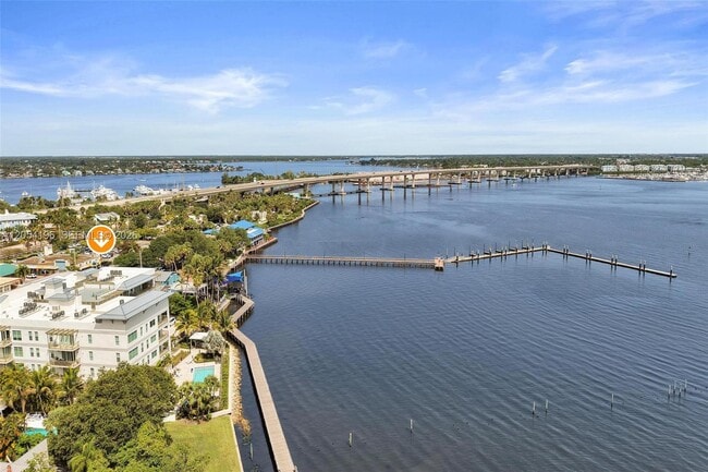 Photo - 41 SW Seminole St Unit 209 304 310