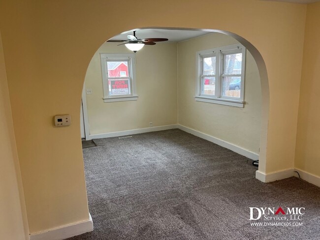 Photo - 3 Bedroom, 1 Bathroom House By Augustana &...