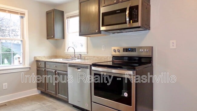 Building Photo - 2405 Eden St Unit #A