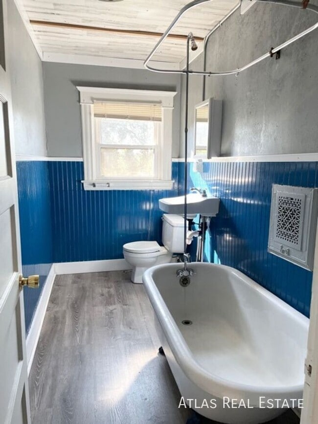 Photo - 17 N 13th St Unit 4