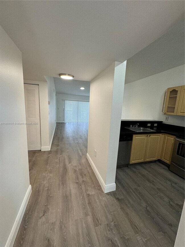 Photo - 9977 Nob Hill Ln Unidad 9977